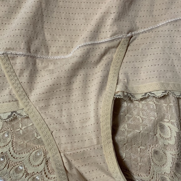 NWOT Lower Torso Shaper - Picture 5 of 8